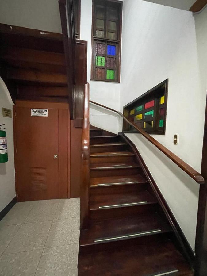 Hostal Internacional Богота Экстерьер фото