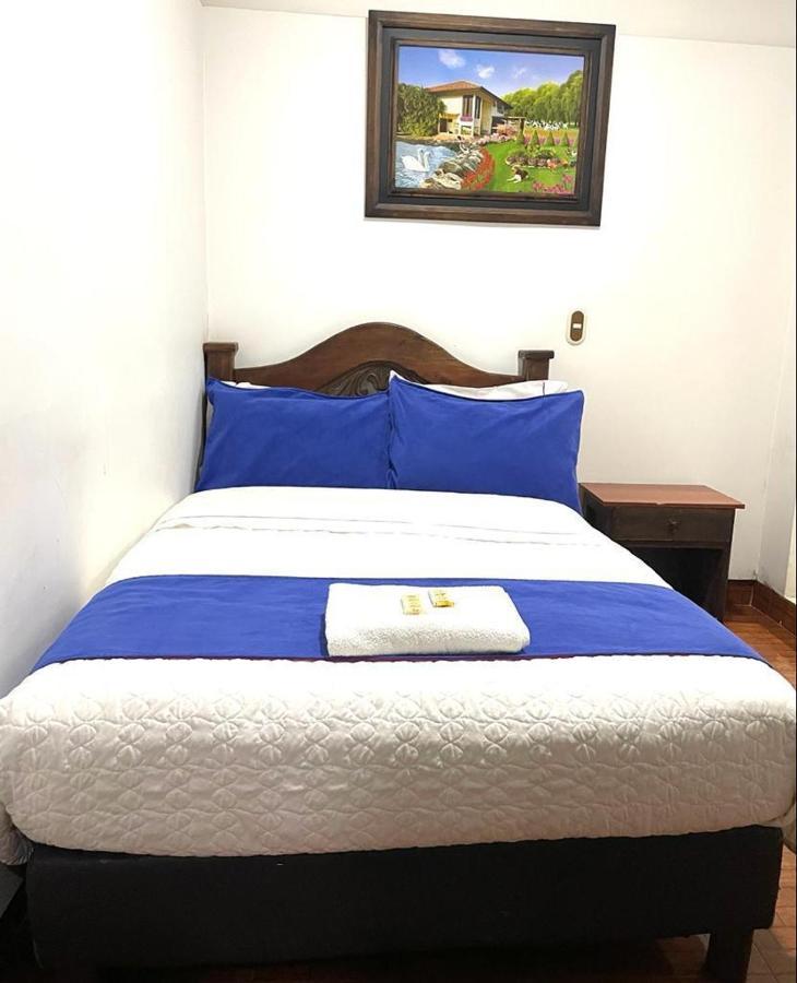 Hostal Internacional Богота Экстерьер фото